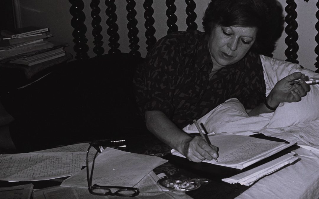 A MULHER QUE MORREU DE PÉ